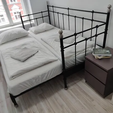 Botanic Garden Private *